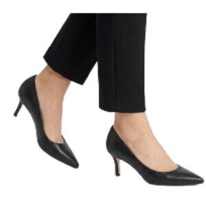 Jon Josef Black 3" Heeled Pumps Fine Leather Made in Spain Comfortable EUC sz 9